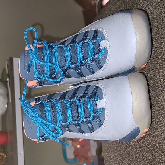 Air Jordan 10 Retro - Picture 2 of 5